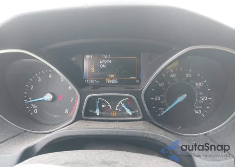 2015 Ford Focus Se z USA, uszkodzony, nr VIN 1FADP3K29FL321223